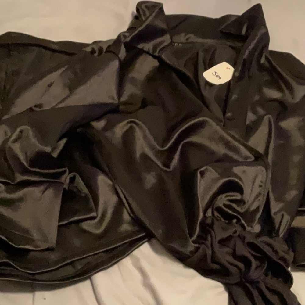 Silky shirt and shorts